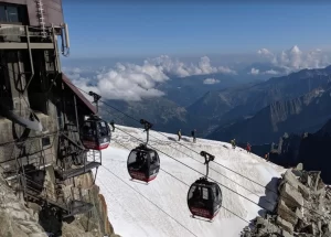Mount-Aiguille-du-Midi-Ski