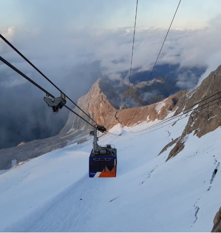 marmolada cable car