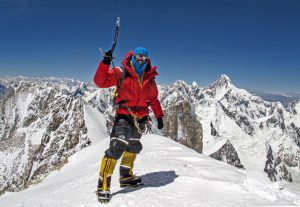 Tunç Fındık's Oxygen-Free Ascent of Everest